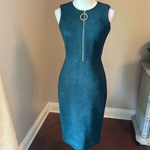 Calvin Klein sleeveless forest green sheath dress with gold zip in front